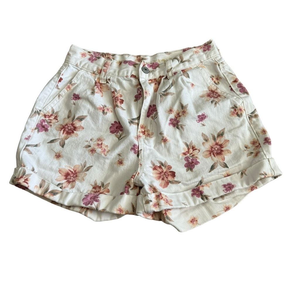 American Eagle floral mom shorts